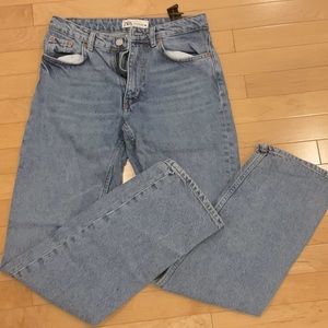 Zara Midwaist straight blue grey jeans.